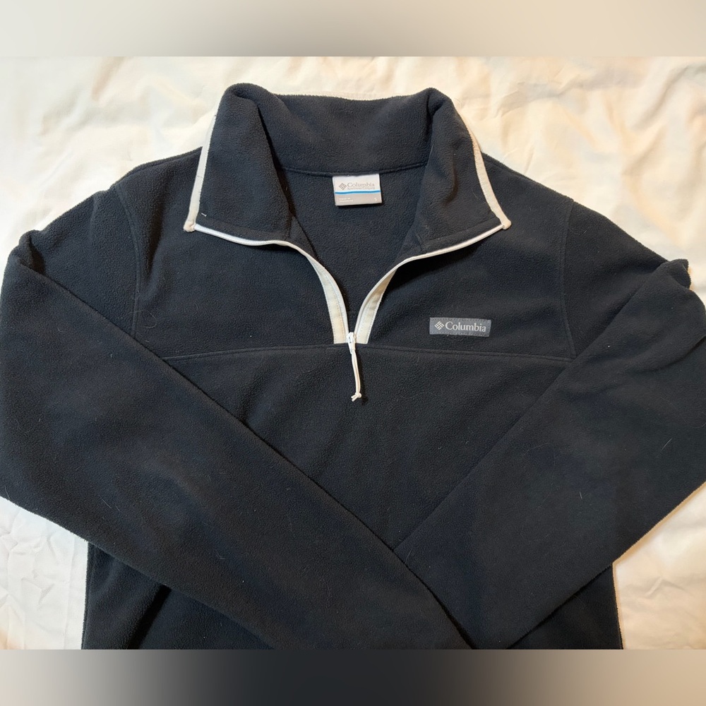 Columbia Women's Black Zip-Up Fleece Jacket